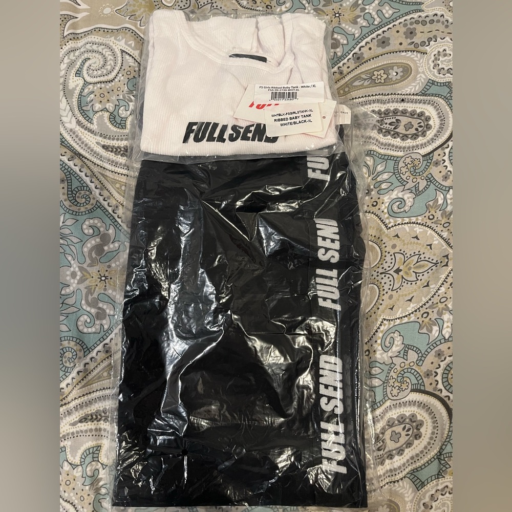 Full Send set skirt and crop tank NWT
